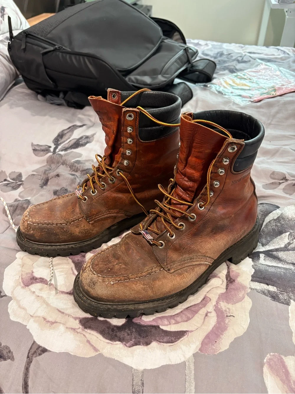 Red Wing Lightly Insulated Work Boots. 9 D Mens